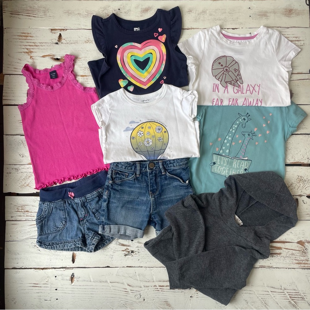 Girl 3T bundle tshirts, shorts, tank top, light sweatshirt